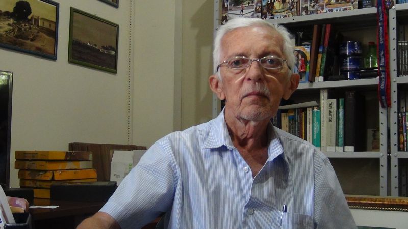 Hélcio Amaral de Sousa - Escritor 
